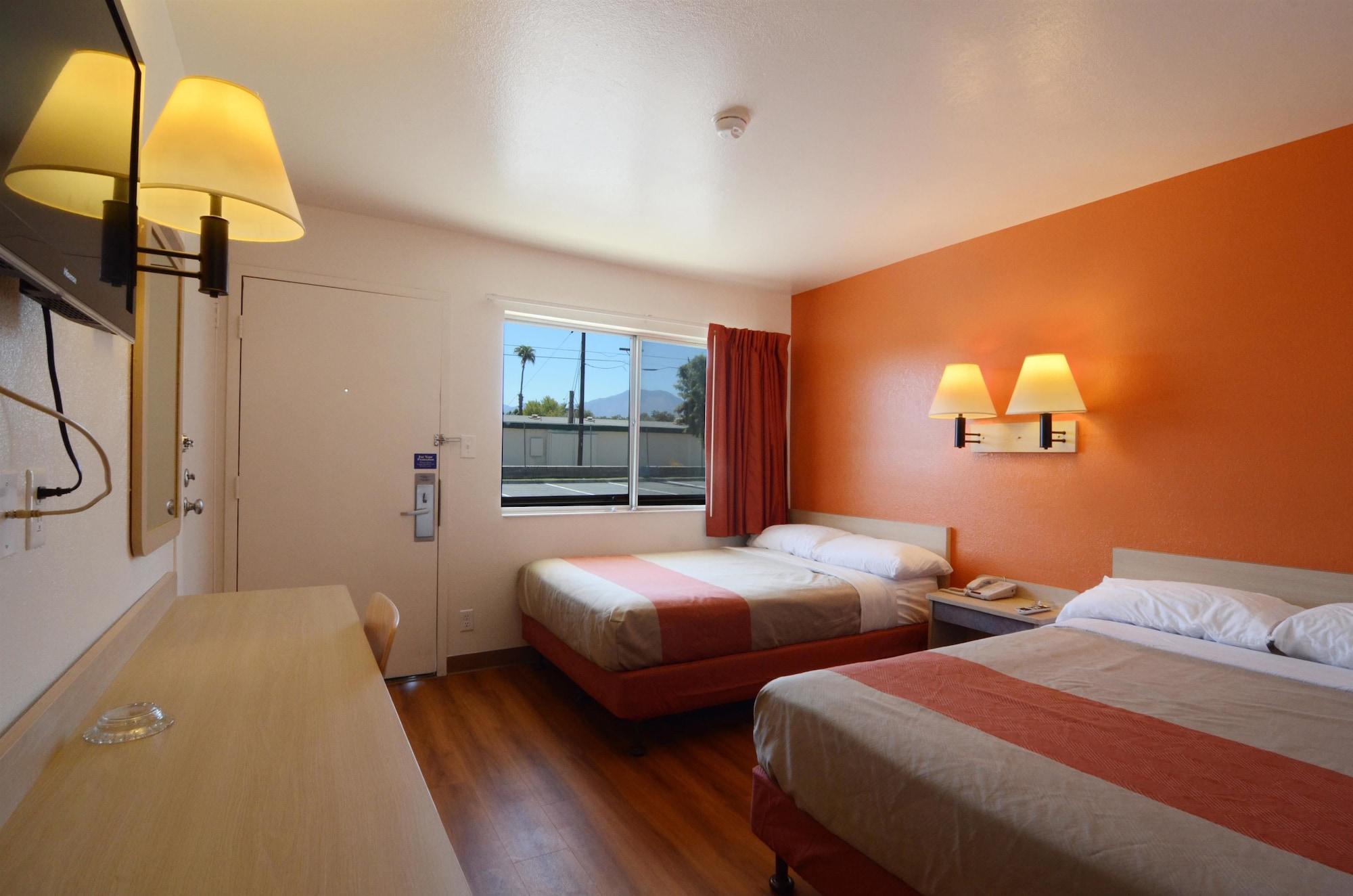 6-indio, Ca - Palm Springs Hotel 2*