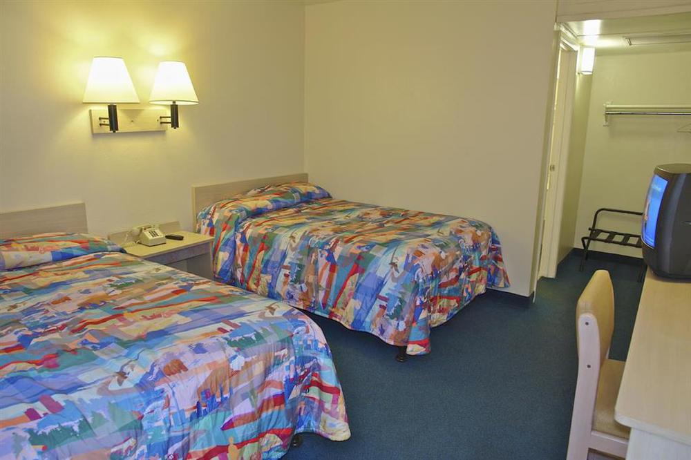 6-indio, Ca - Palm Springs Hotel 2*